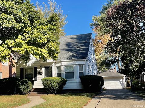 814 N Gainsborough Avenue Royal Oak City MI 48067