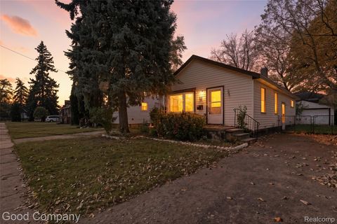 3221 Harris Street Ferndale City MI 48220