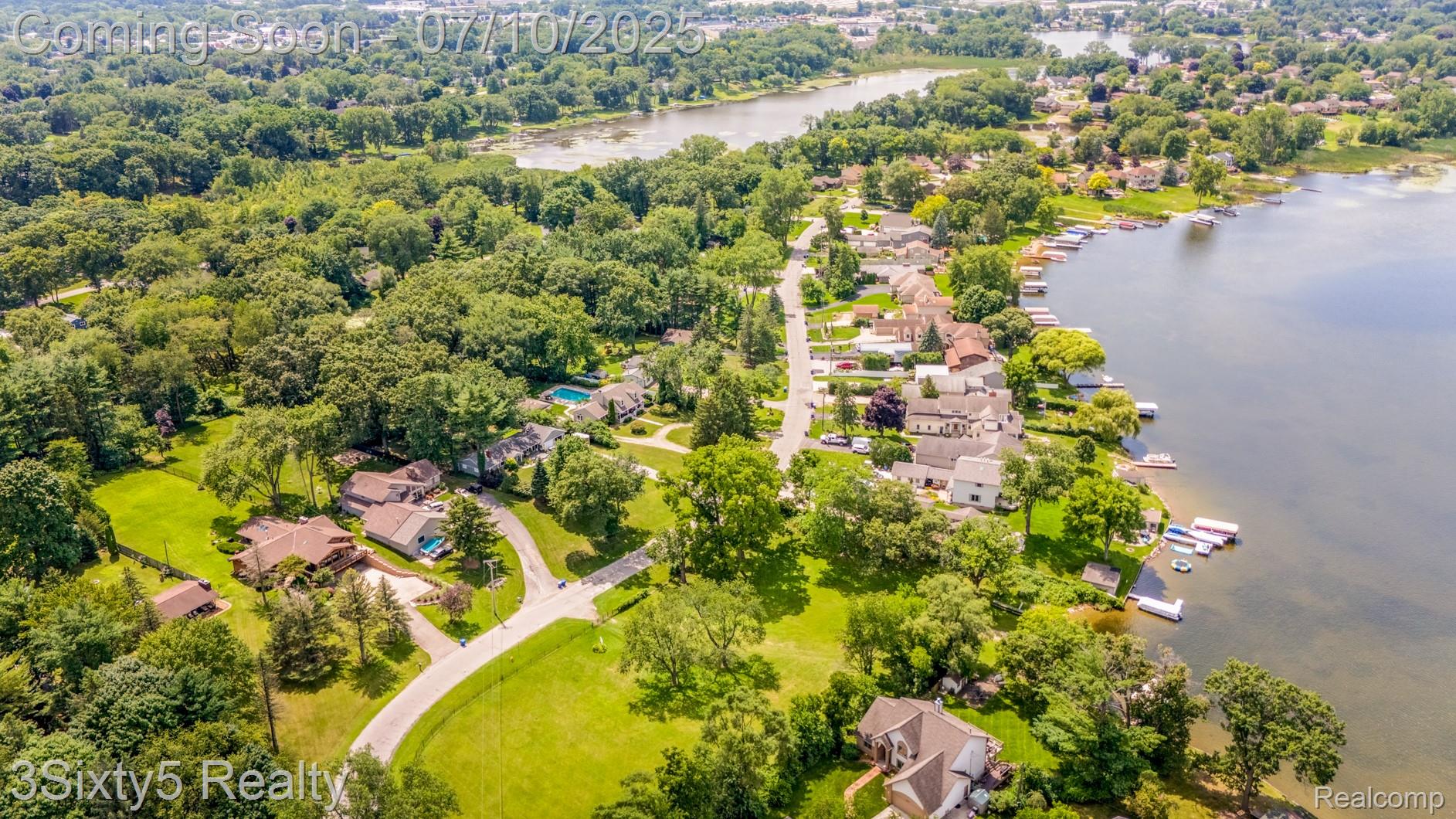 4375 Island Park Drive