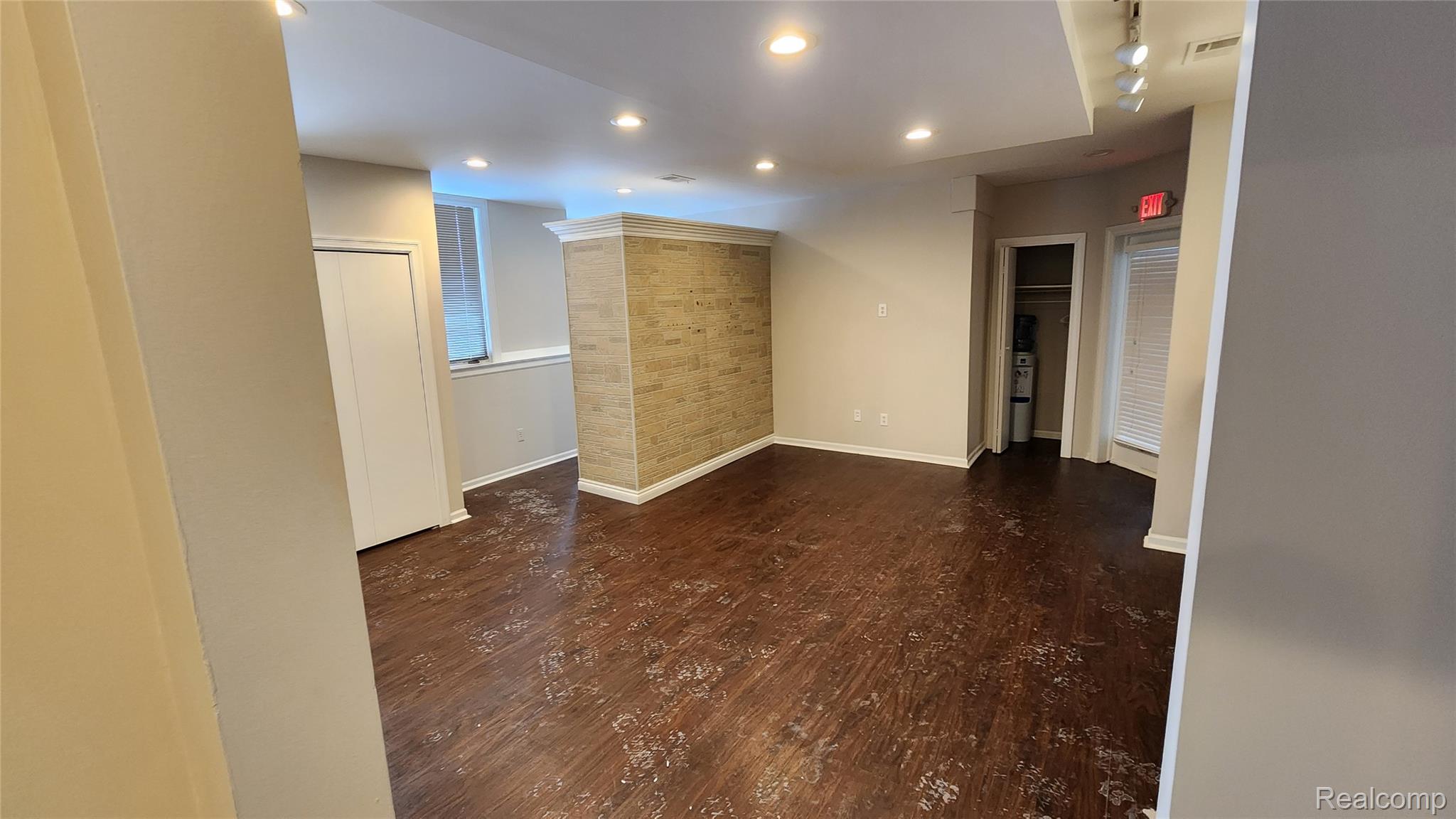 2490 WALTON Boulevard 101