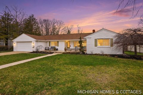 141 E 26th Street Holland City MI 49423