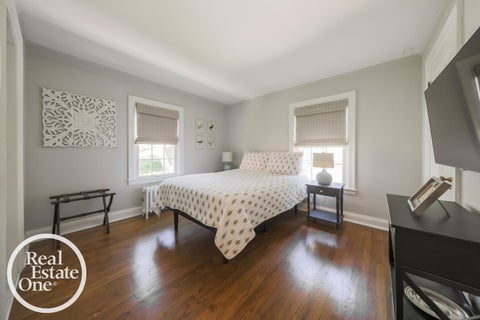 Tiny photo for 1110 Grayton Street, Grosse Pointe Park City, MI 48230 (MLS # 58050220233)