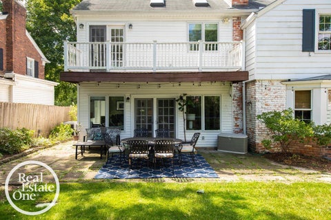 Tiny photo for 1110 Grayton Street, Grosse Pointe Park City, MI 48230 (MLS # 58050220233)