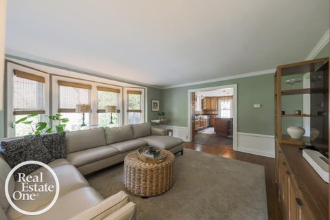 Tiny photo for 1110 Grayton Street, Grosse Pointe Park City, MI 48230 (MLS # 58050220233)