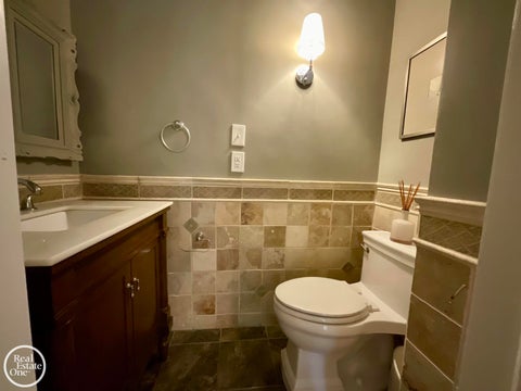 Tiny photo for 1110 Grayton Street, Grosse Pointe Park City, MI 48230 (MLS # 58050220233)