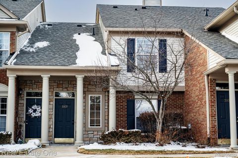 5305 Brookemonte Circle Oakland Charter Township MI 48306