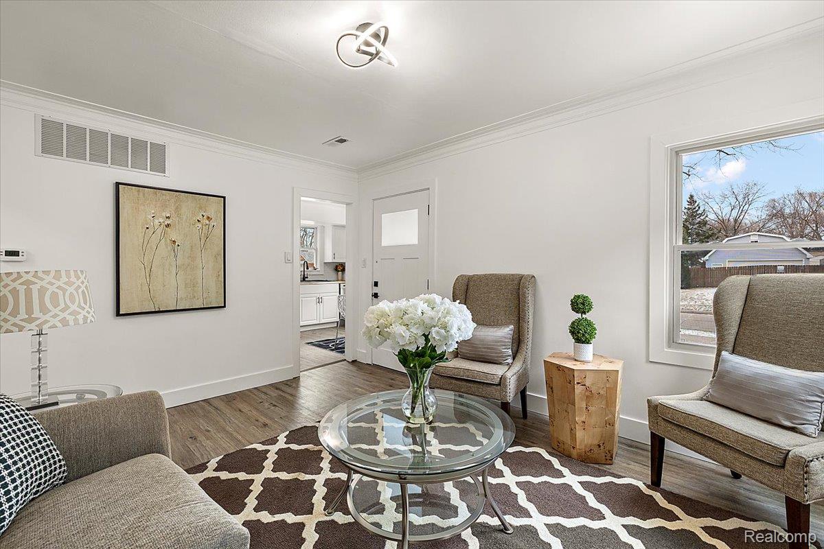 21625 Trombly Street