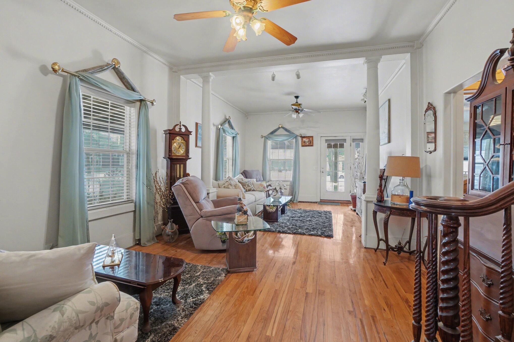 1382 Lakeshore Drive