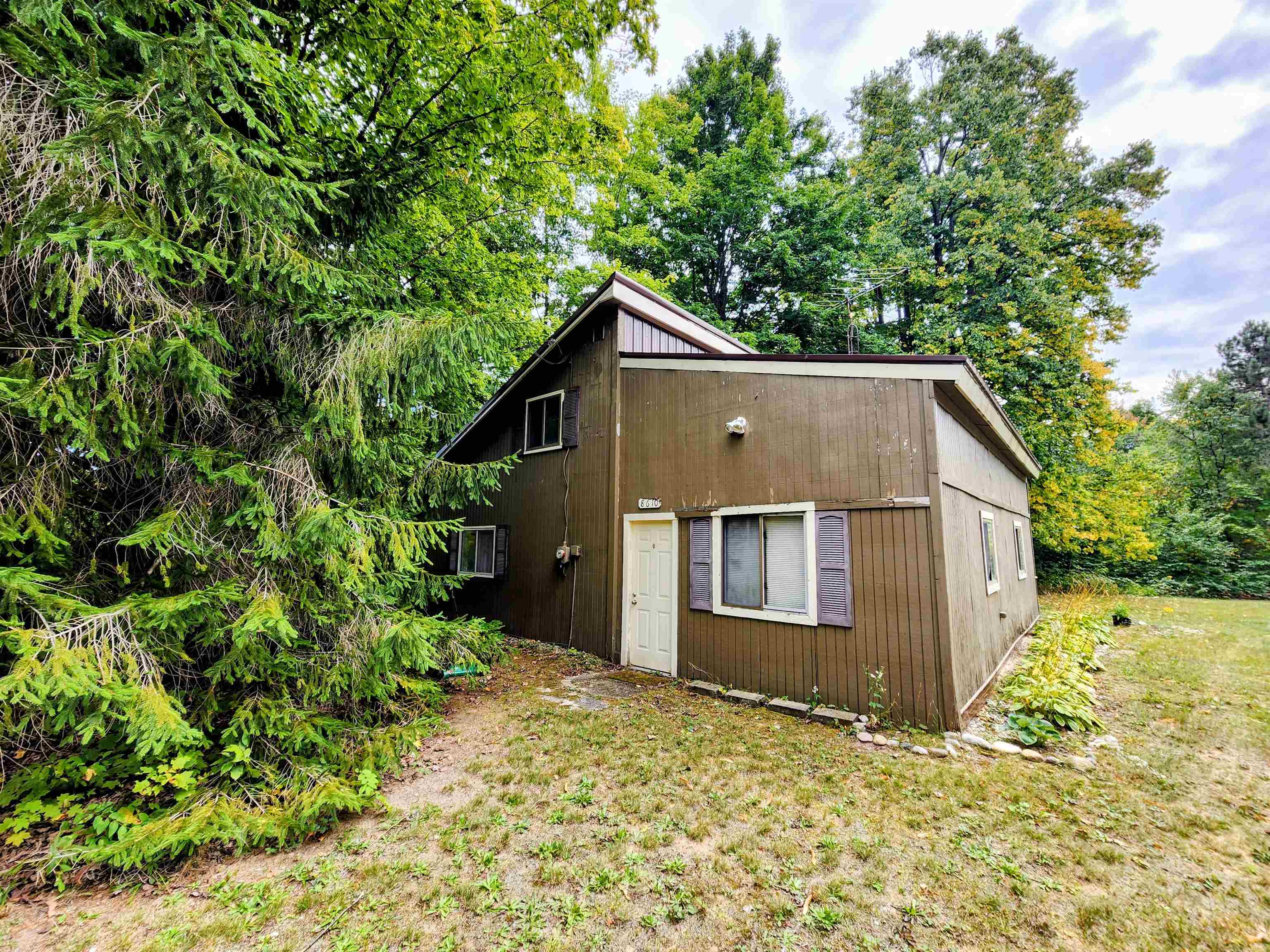 8610 Grassmere Court