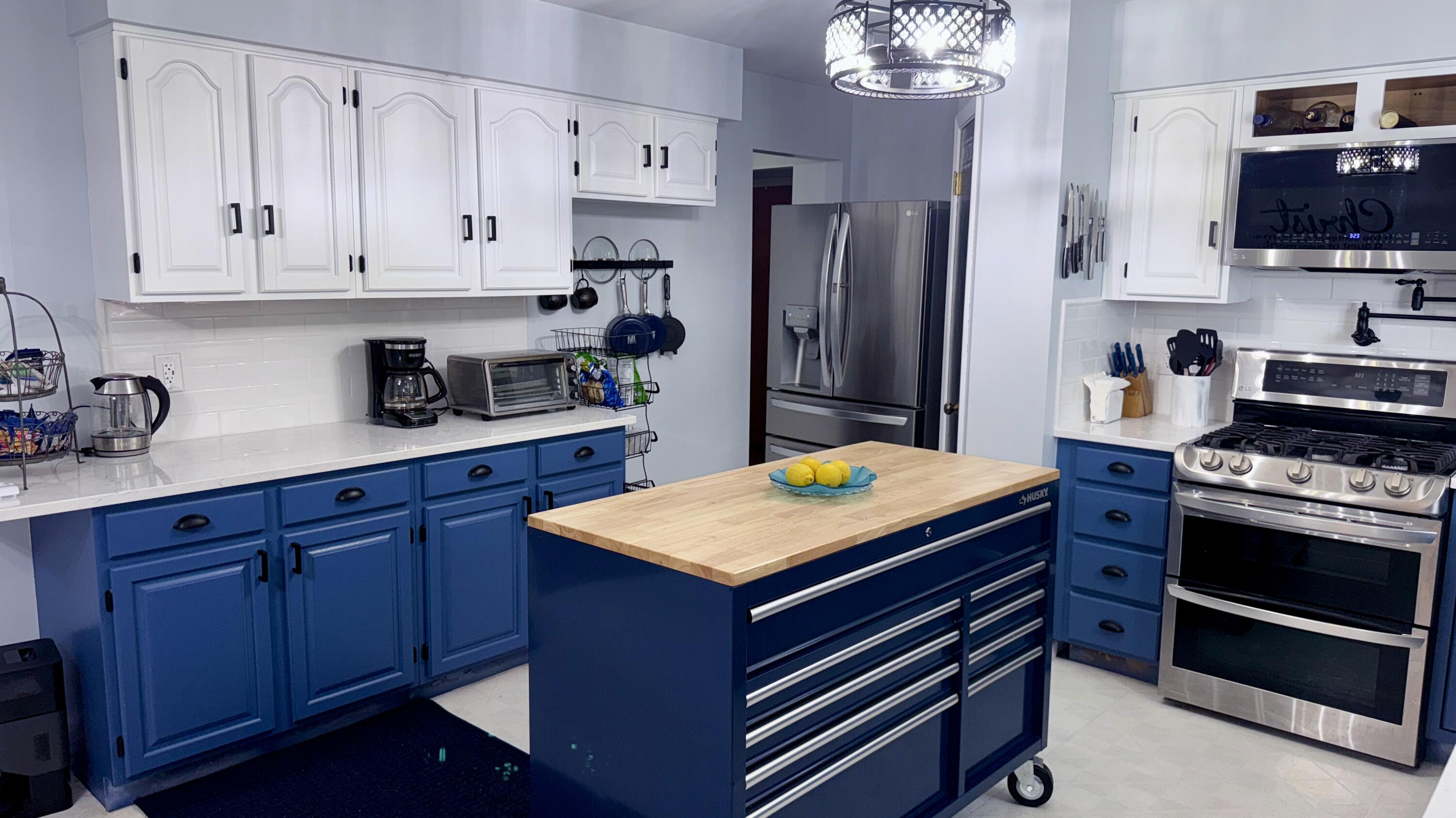 12637 Lakeshore Drive