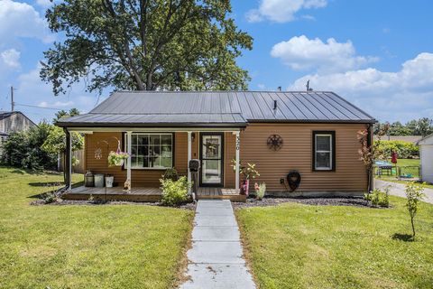 320 East Drive Marshall City MI 49068