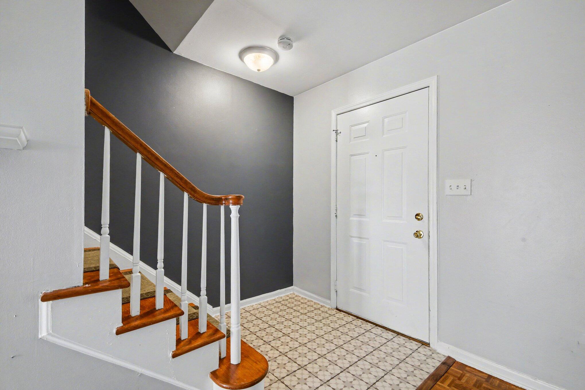 2457 Abbington Drive SE