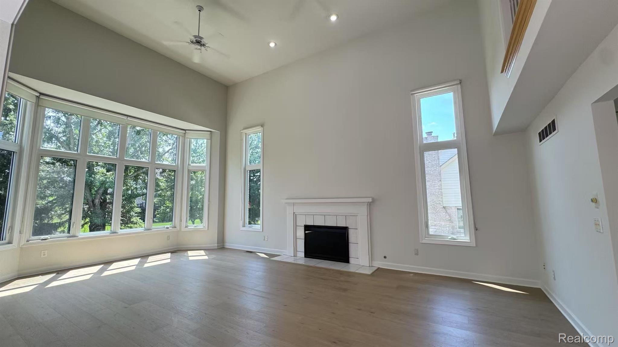 1919 Rolling Woods Drive