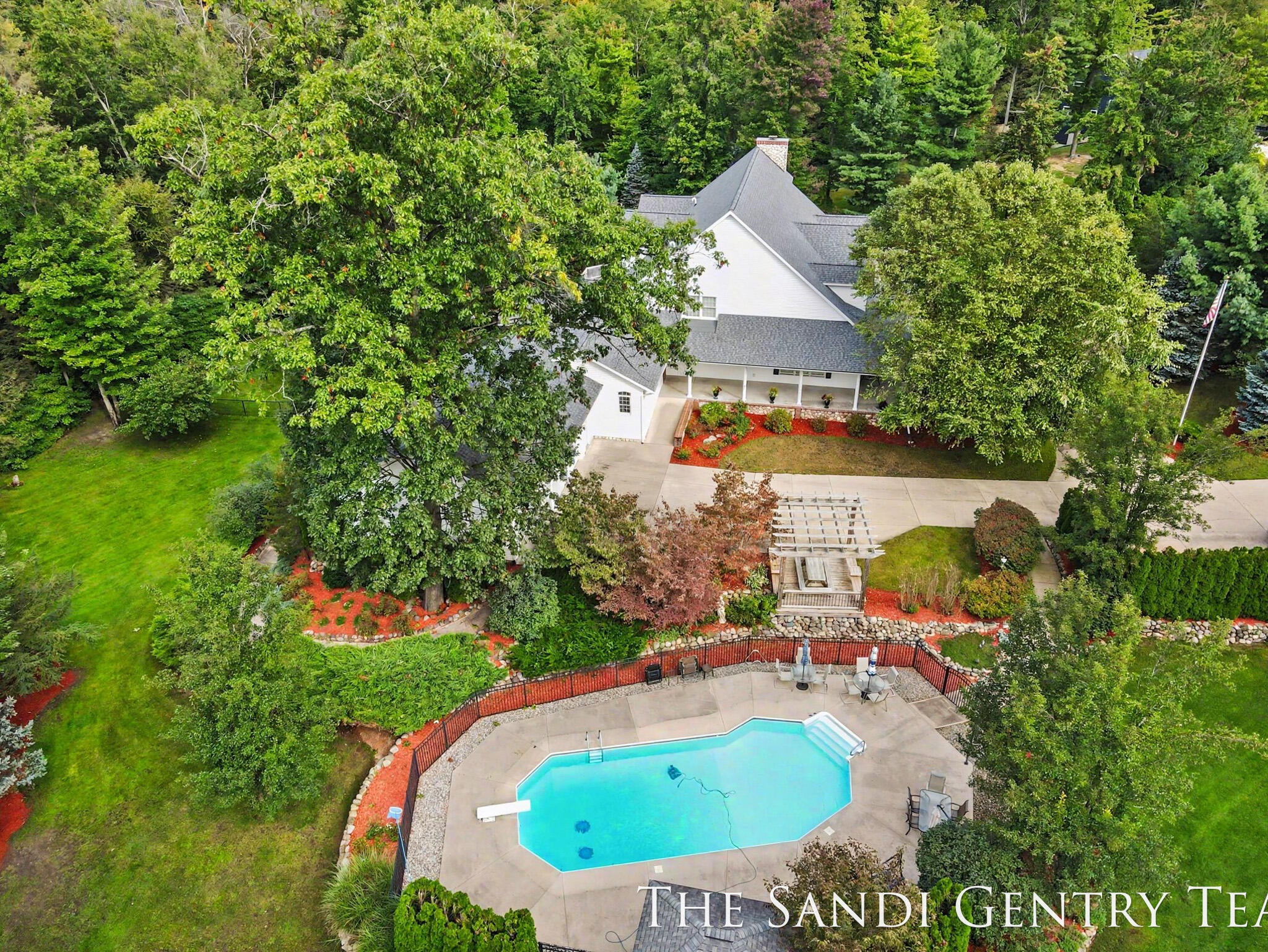 2622 Primrose Creek Drive