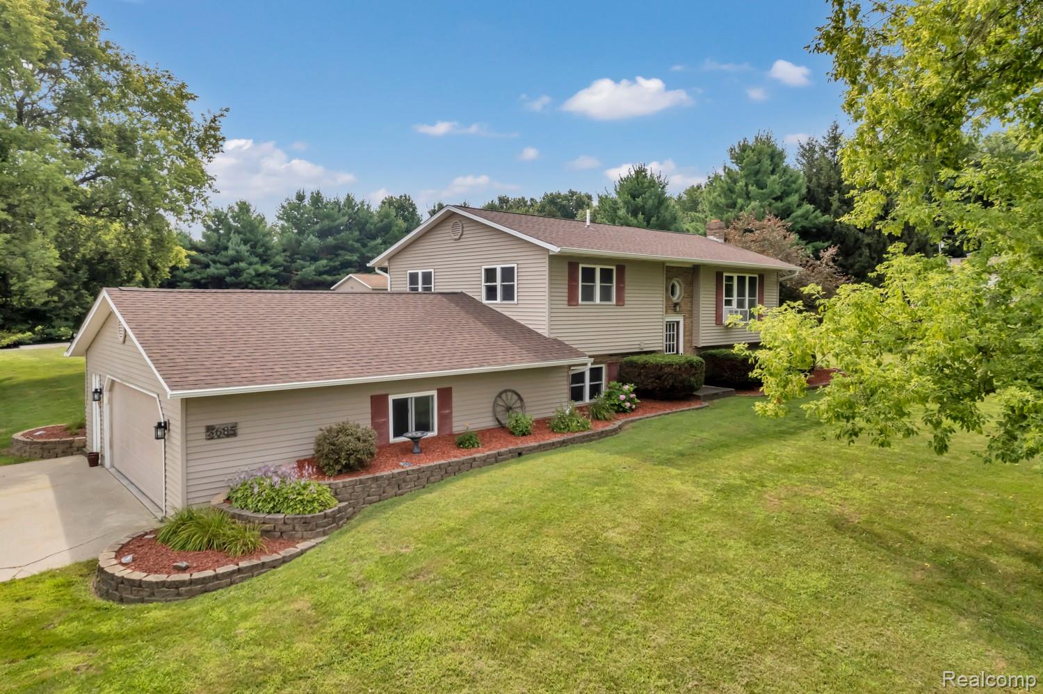 3685 N Mill Road