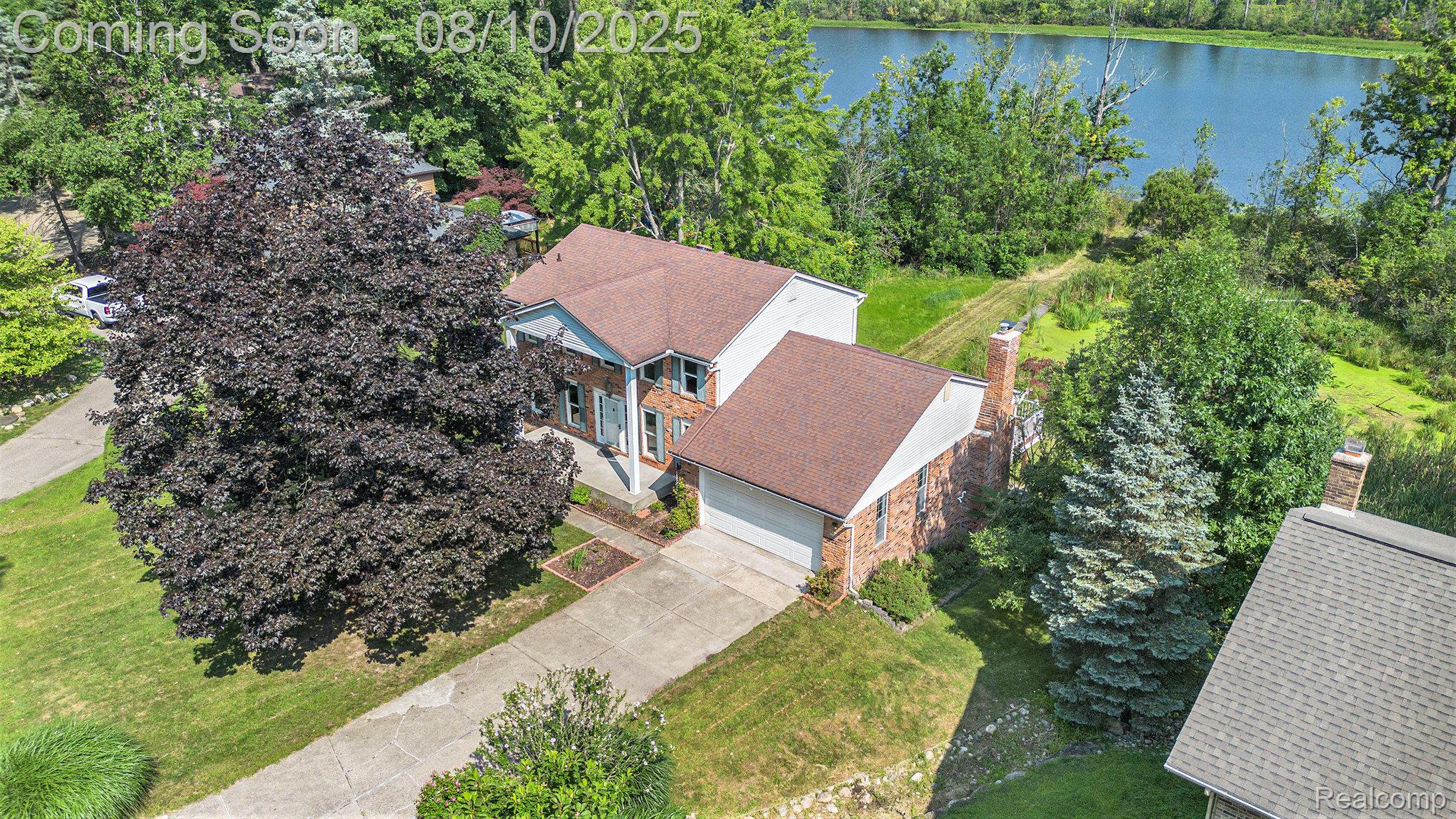 5690 Glen Eagles Drive