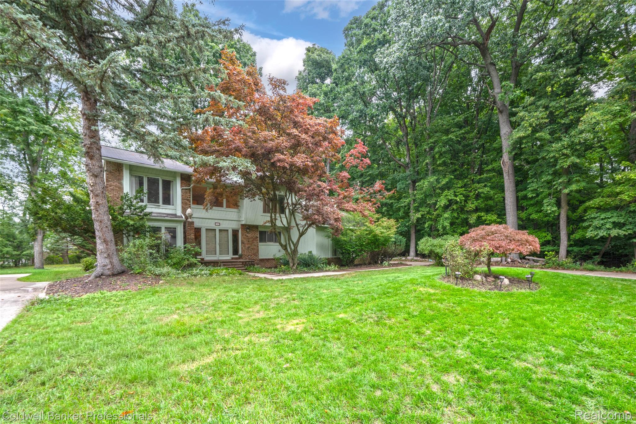7500 Watford Drive