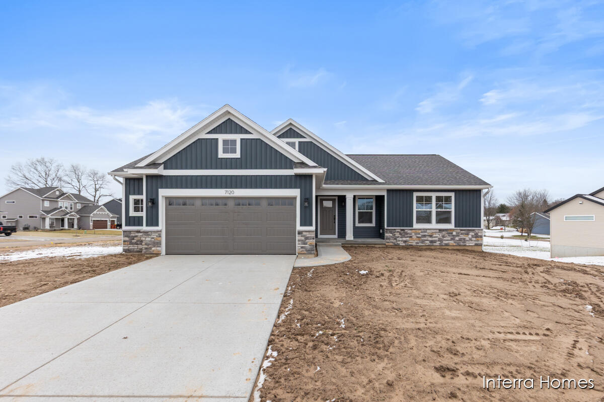 7120 Pinehurst Drive NE