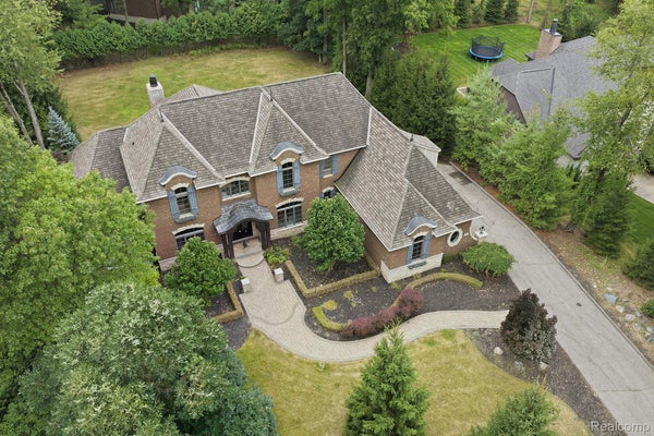 2707 TURTLE LAKE DR, BLOOMFIELD HILLS, MI 48302 - Image 332ca8cec47a3db71955b0cbbdf6ad46/2516954760