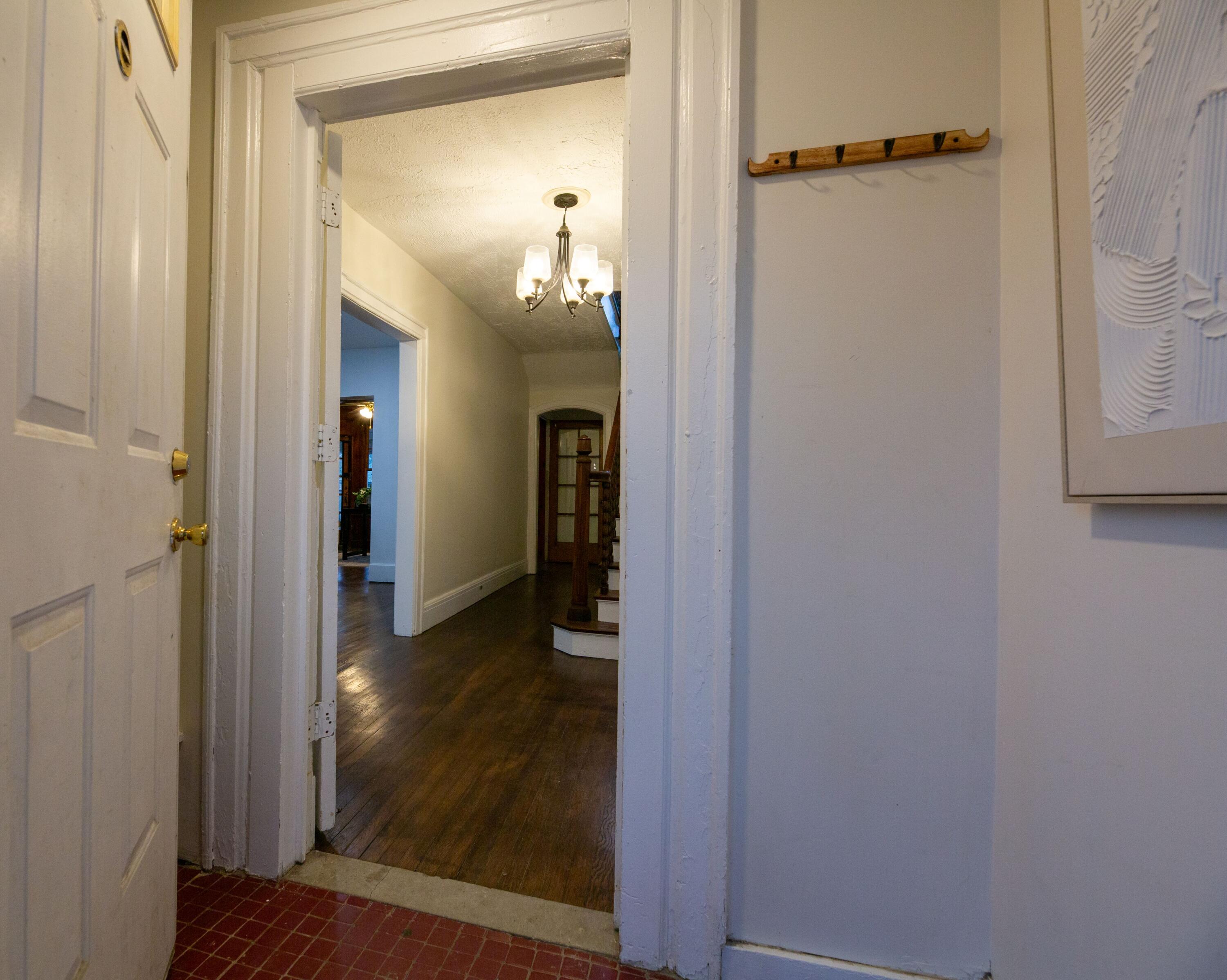 1536 Chicago Boulevard