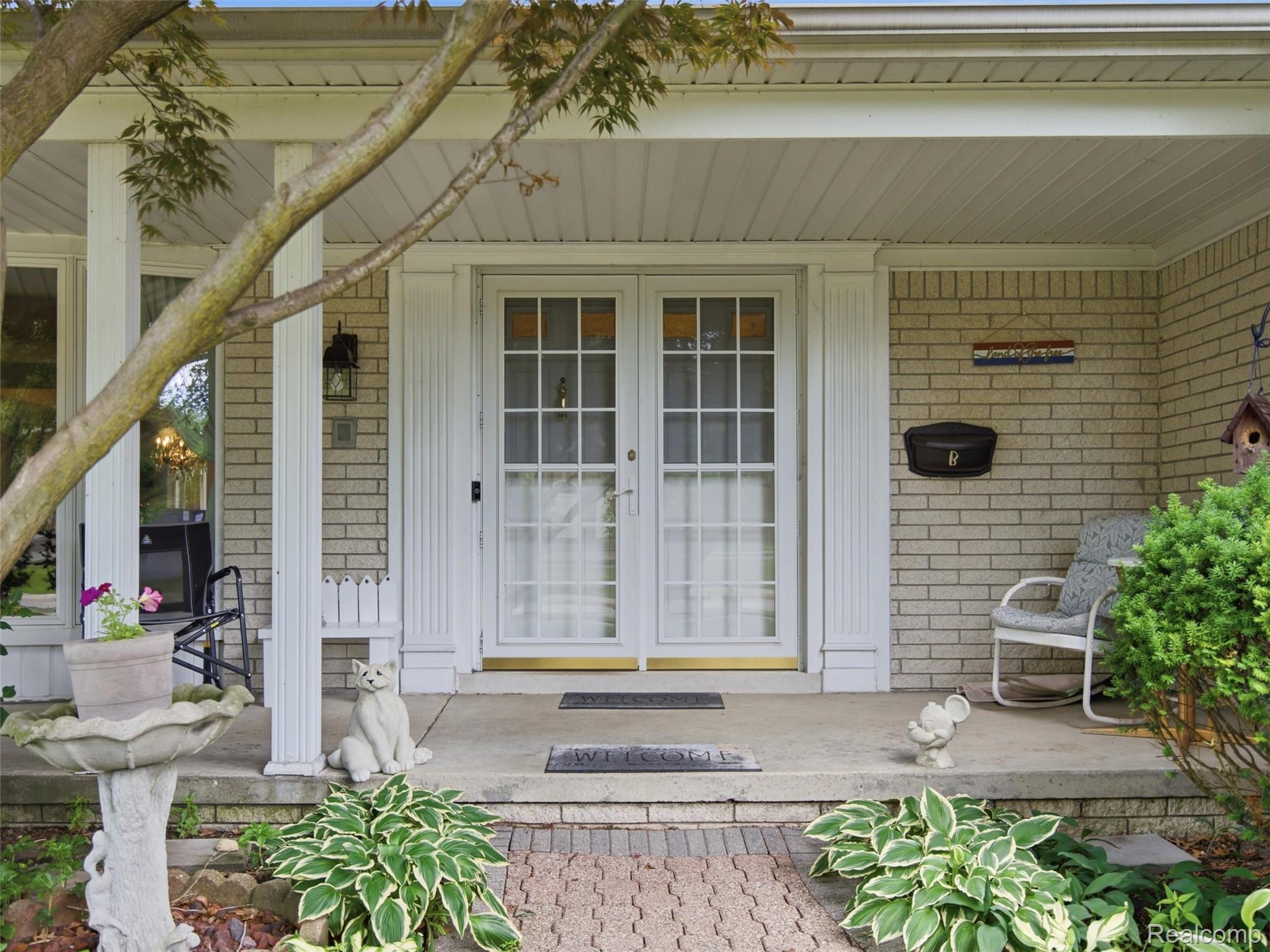 883 Briarcliff Drive