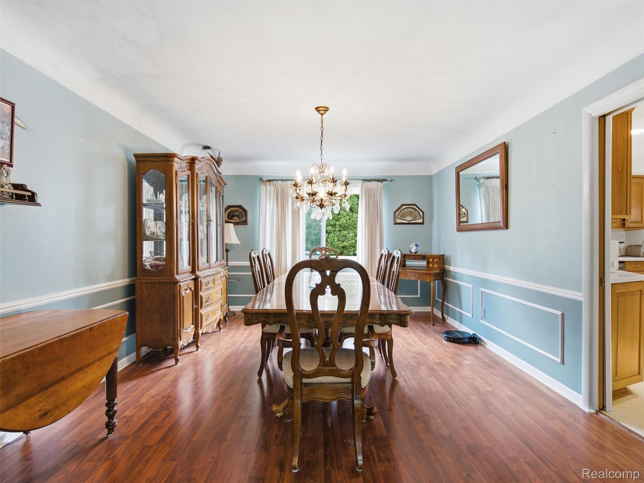 883 Briarcliff Drive