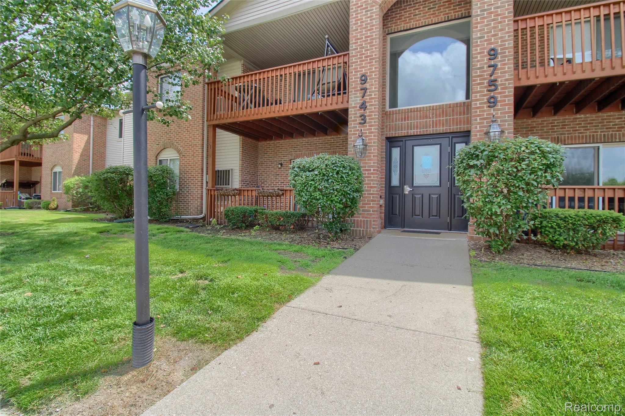 9743 Wildflower Court