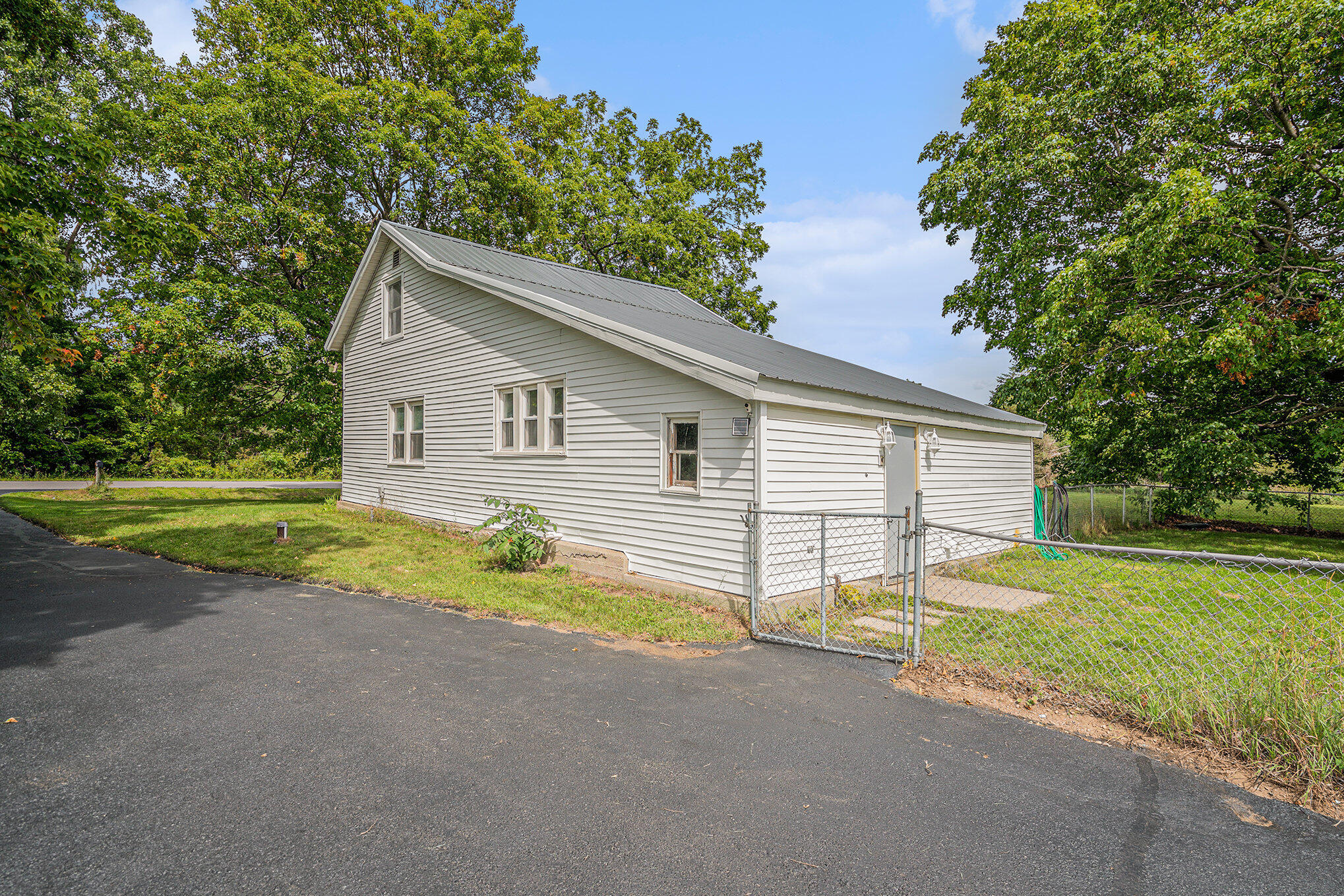 2980 18 Mile Road NE