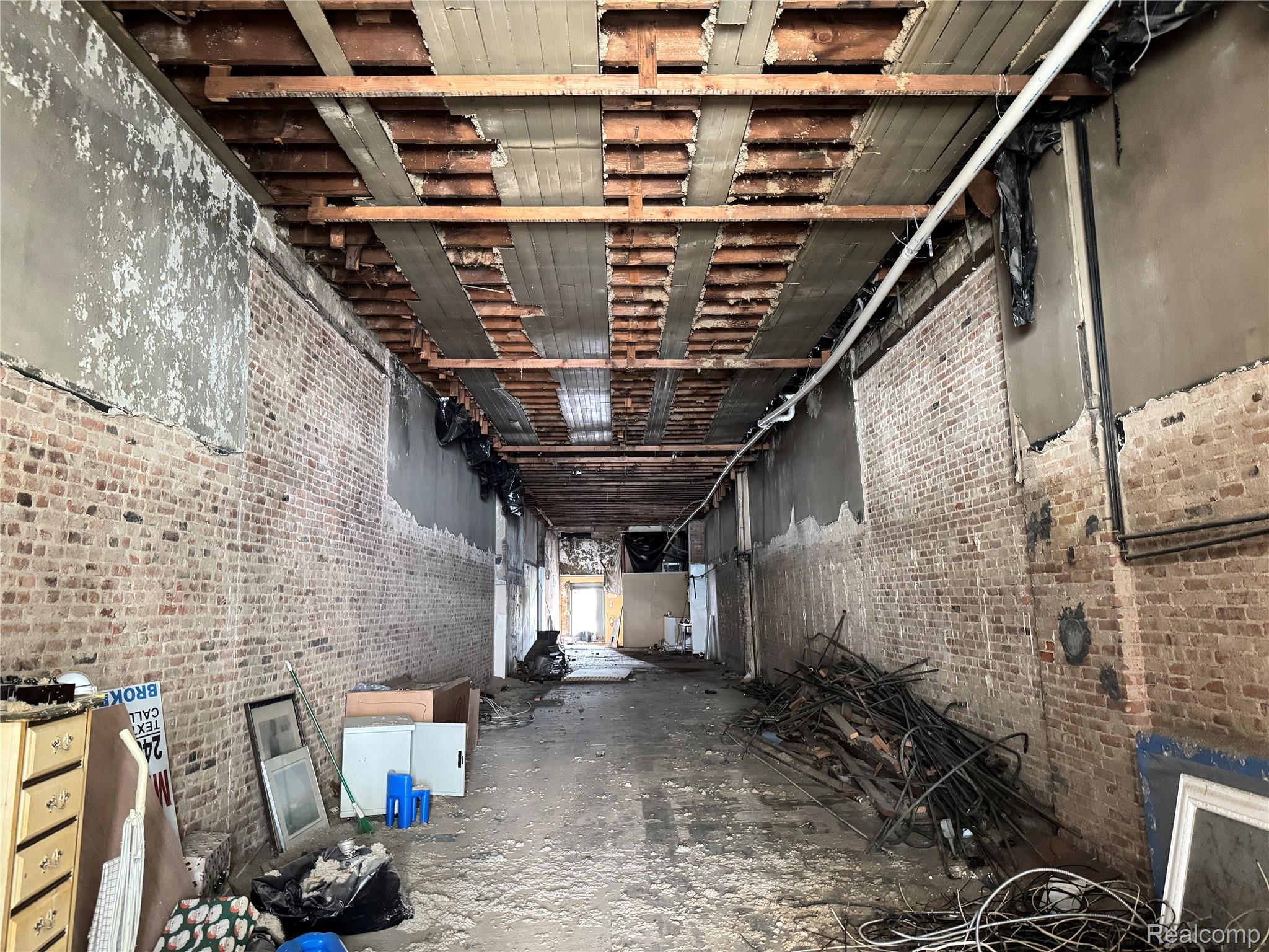 45 N Saginaw Street