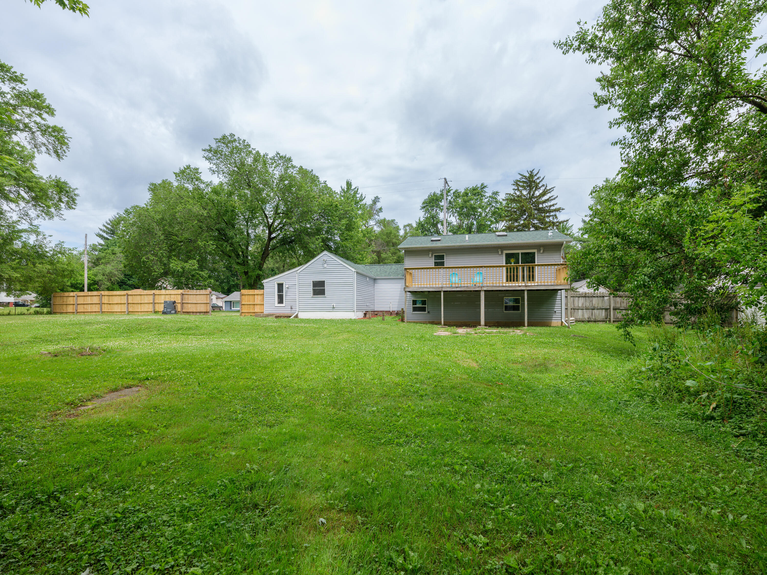 Portage City, Michigan 49002, United States, 4 Bedrooms Bedrooms, ,3 BathroomsBathrooms,Residential,Active,173108