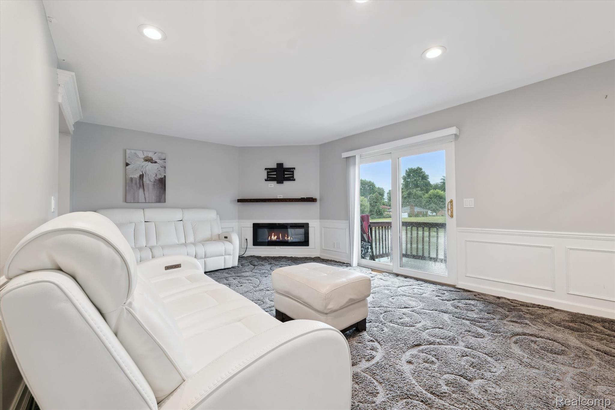 25440 Quarter Deck Street