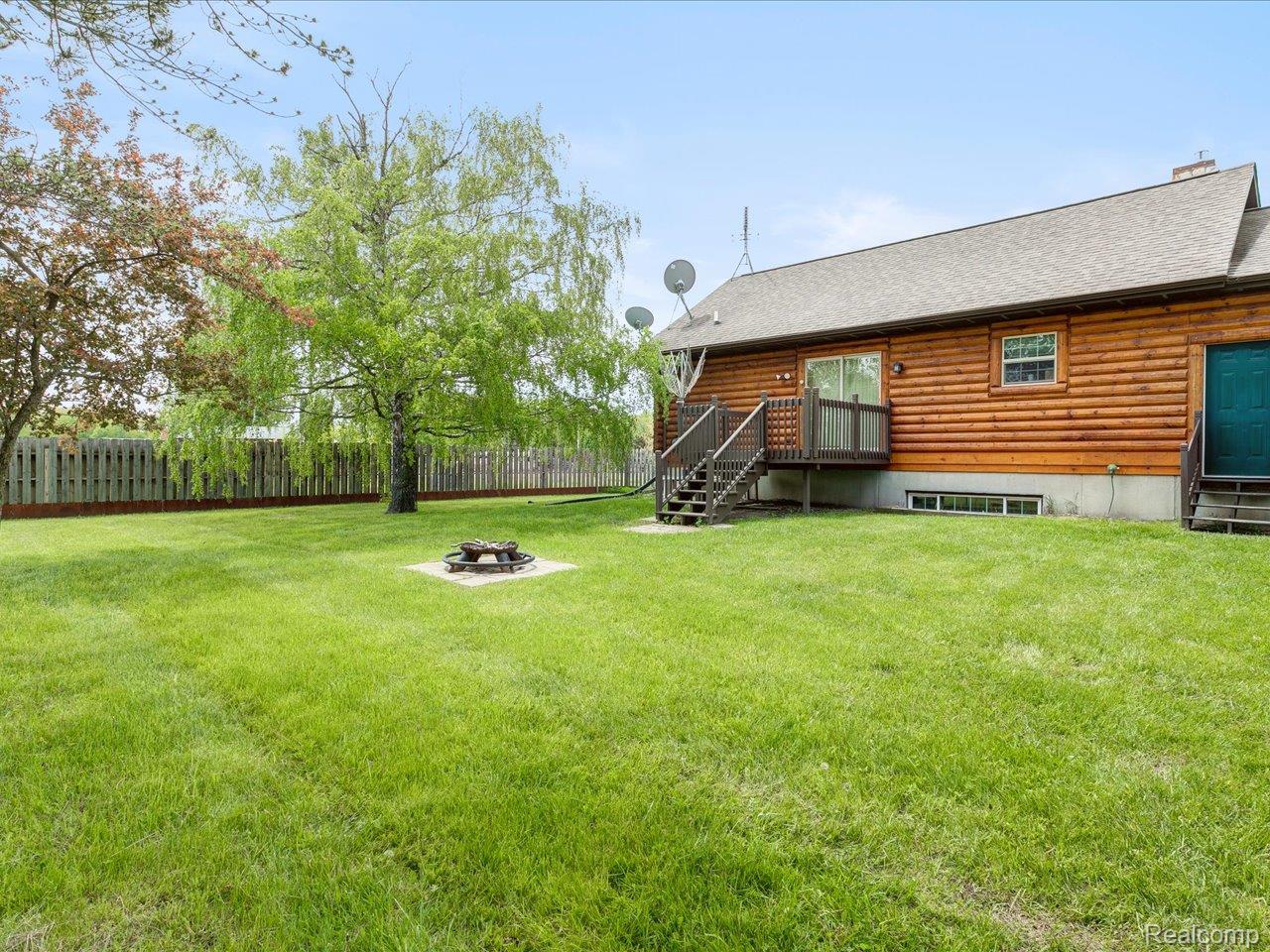 Fort Gratiot Charter Township, Michigan 48059, United States, 2 Bedrooms Bedrooms, ,1 BathroomBathrooms,Residential,Pending,159487