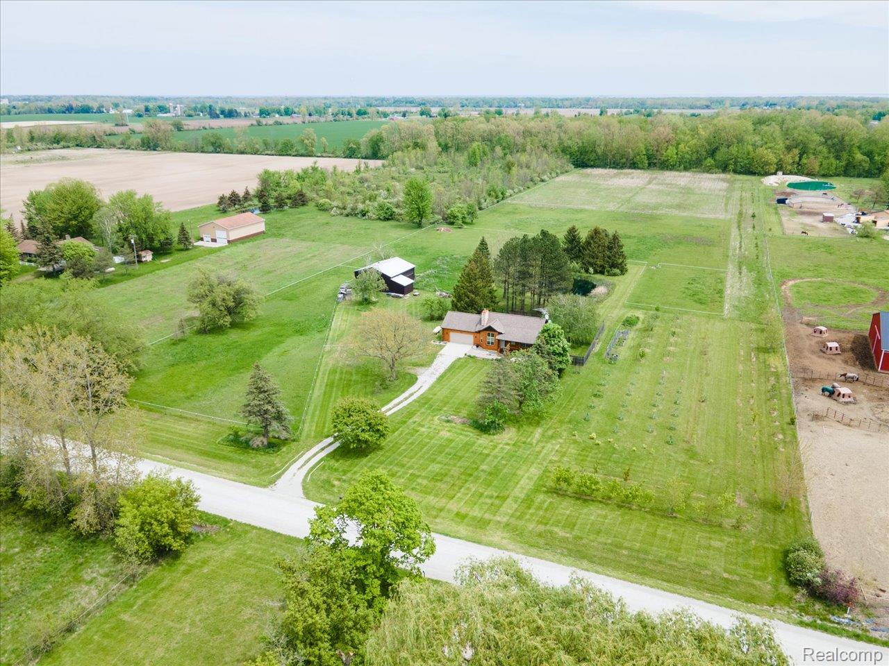 Fort Gratiot Charter Township, Michigan 48059, United States, 2 Bedrooms Bedrooms, ,1 BathroomBathrooms,Residential,Pending,159487