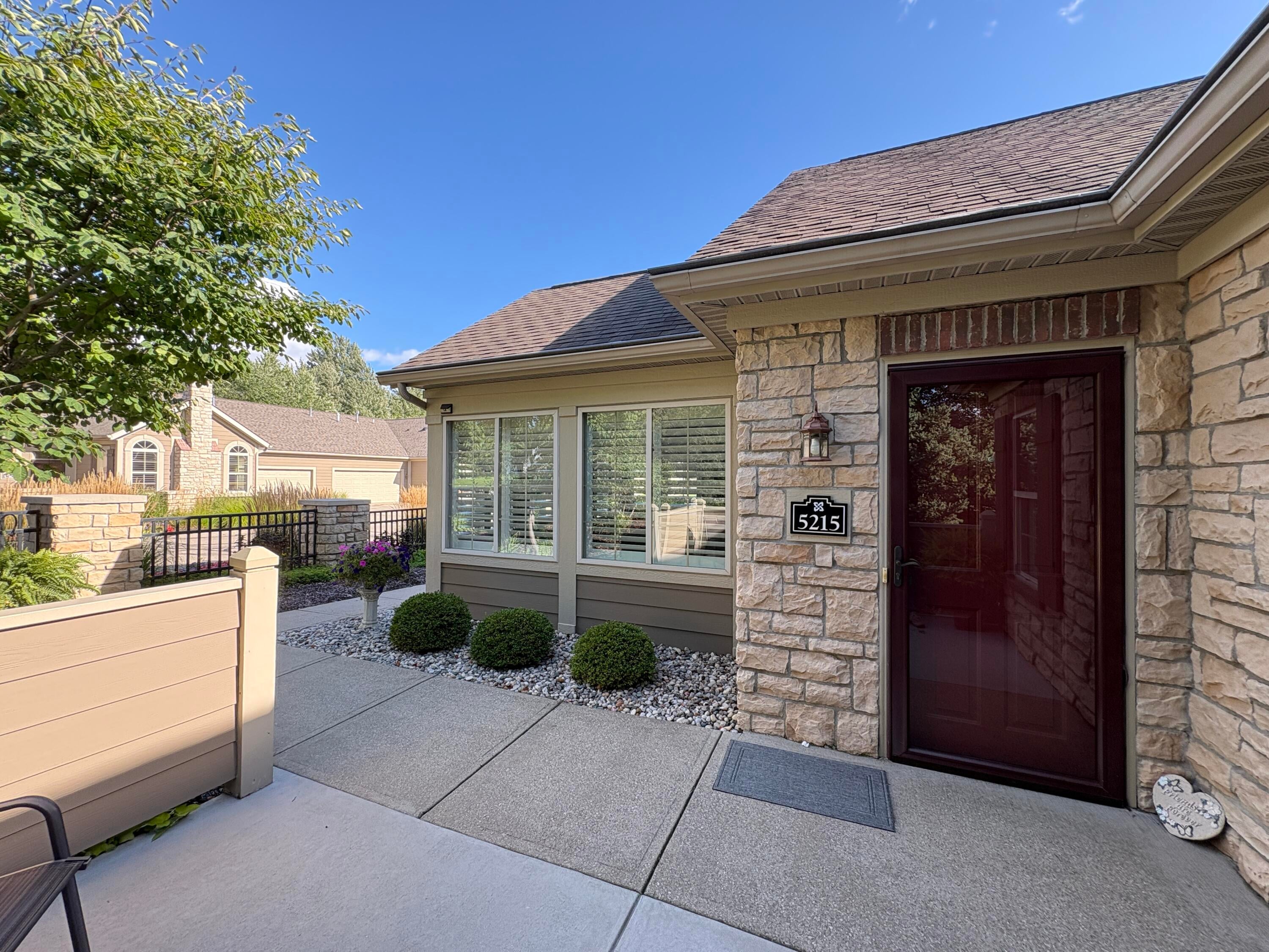 5215 River Flow Avenue SW 10