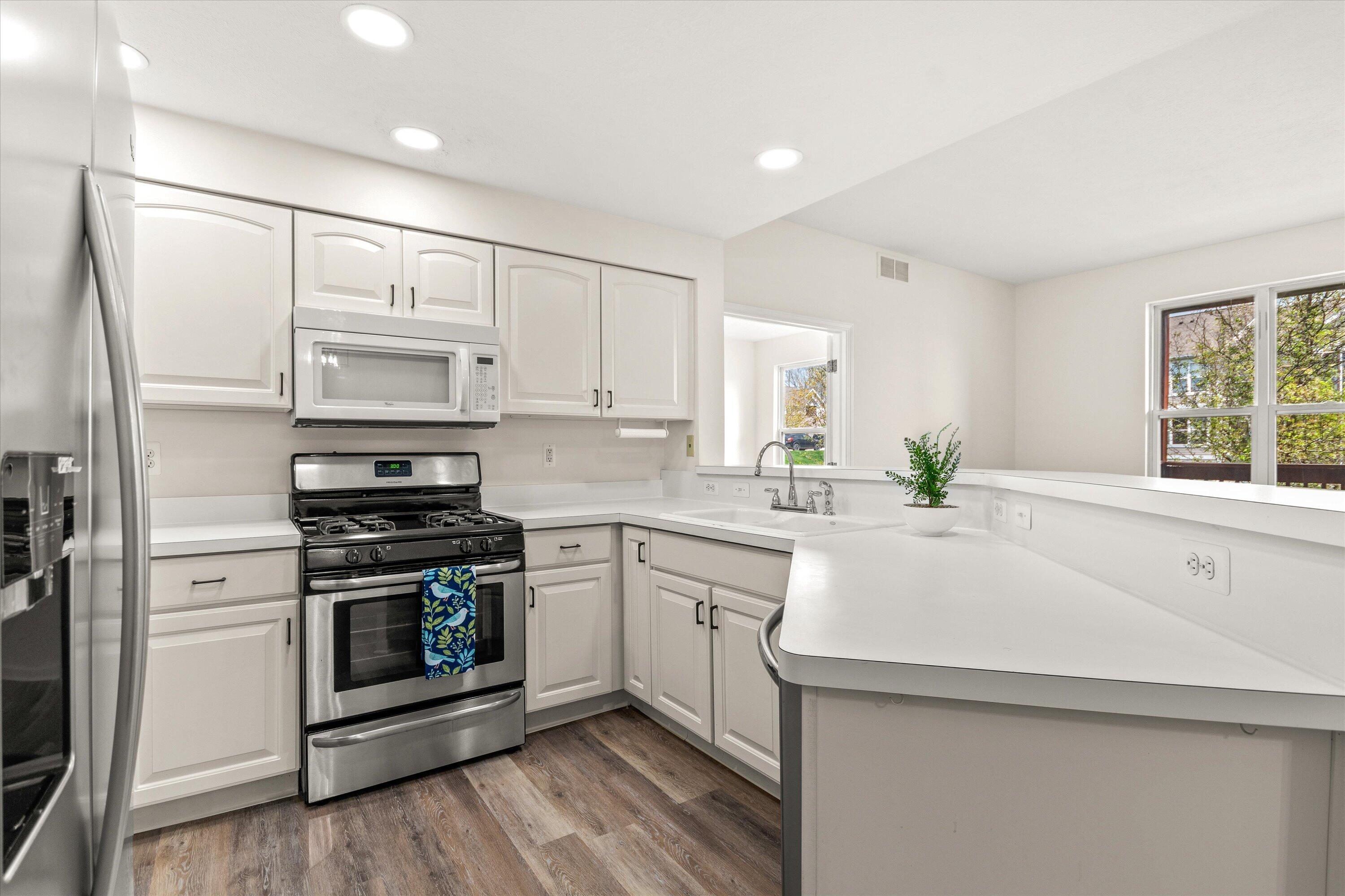 1491 Fox Pointe Circle