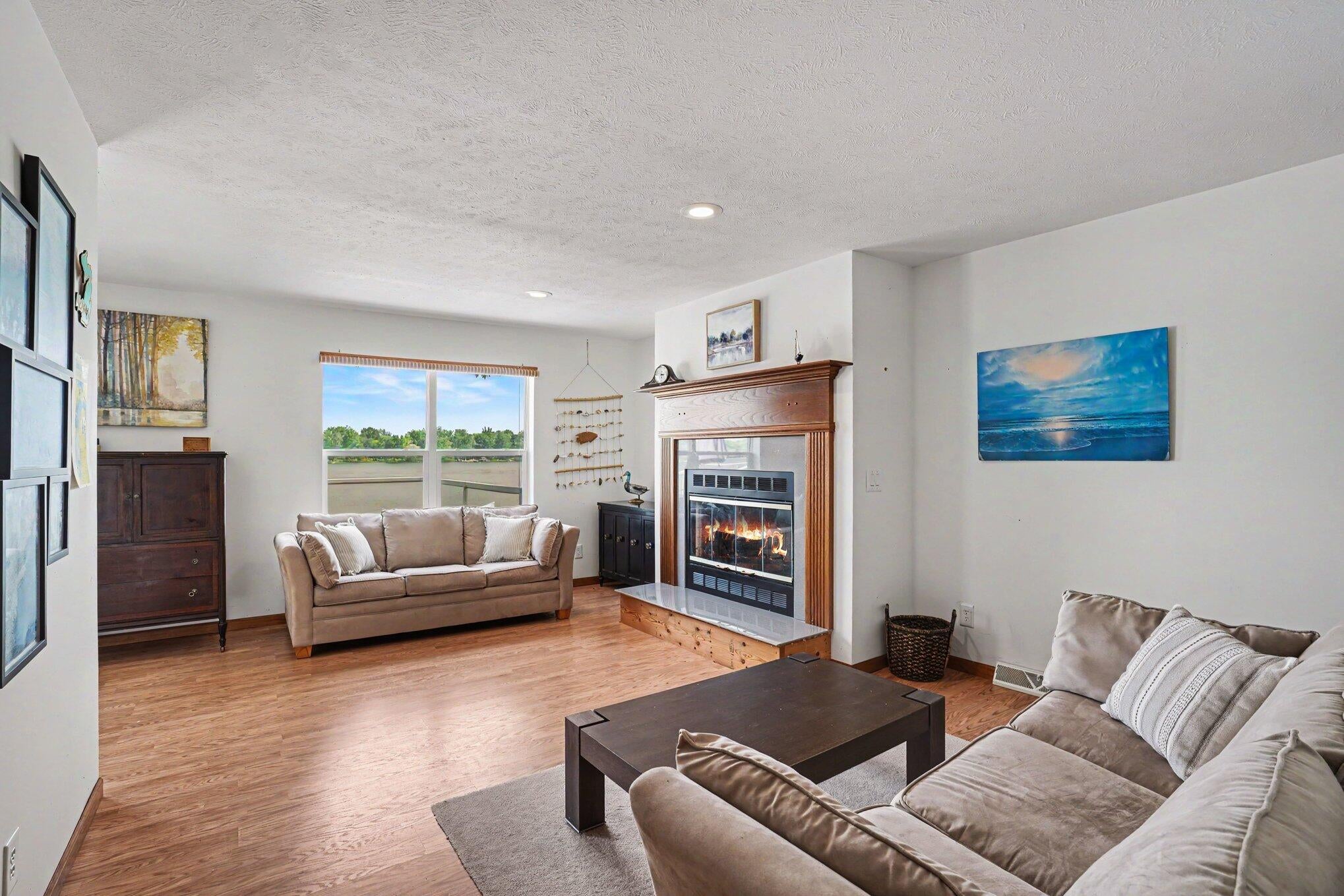 47292 Woodland Drive