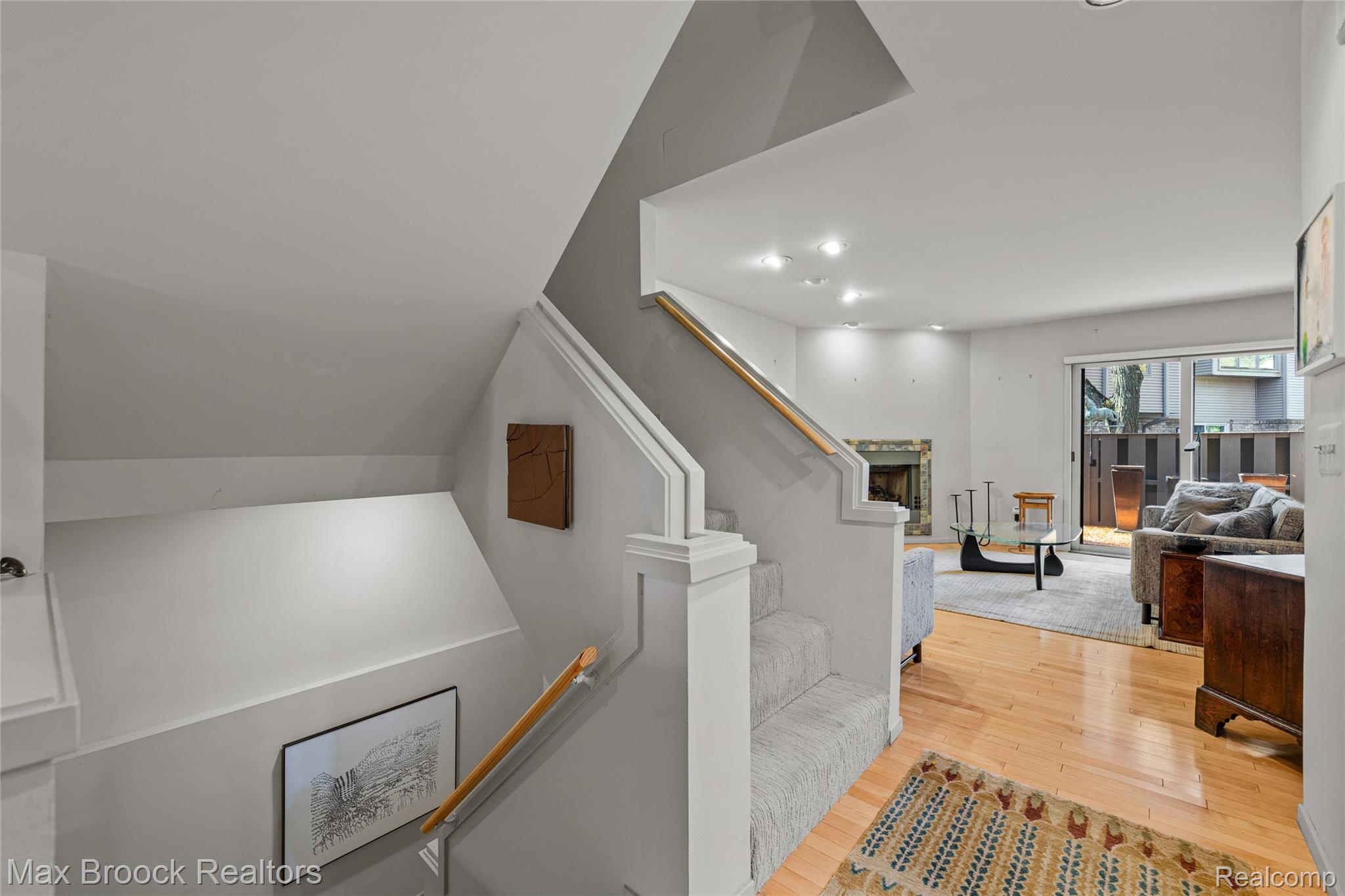1002 Ann Street