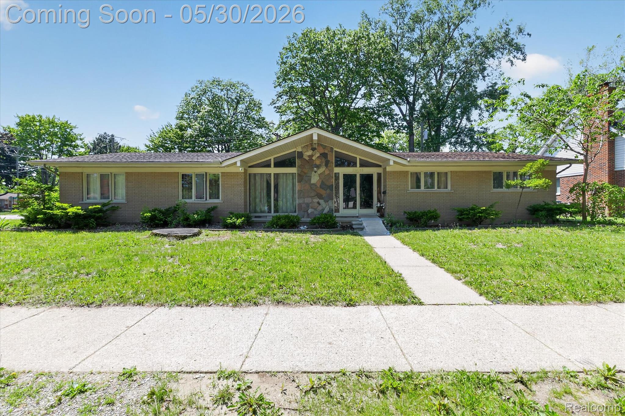 28013 Roan Drive