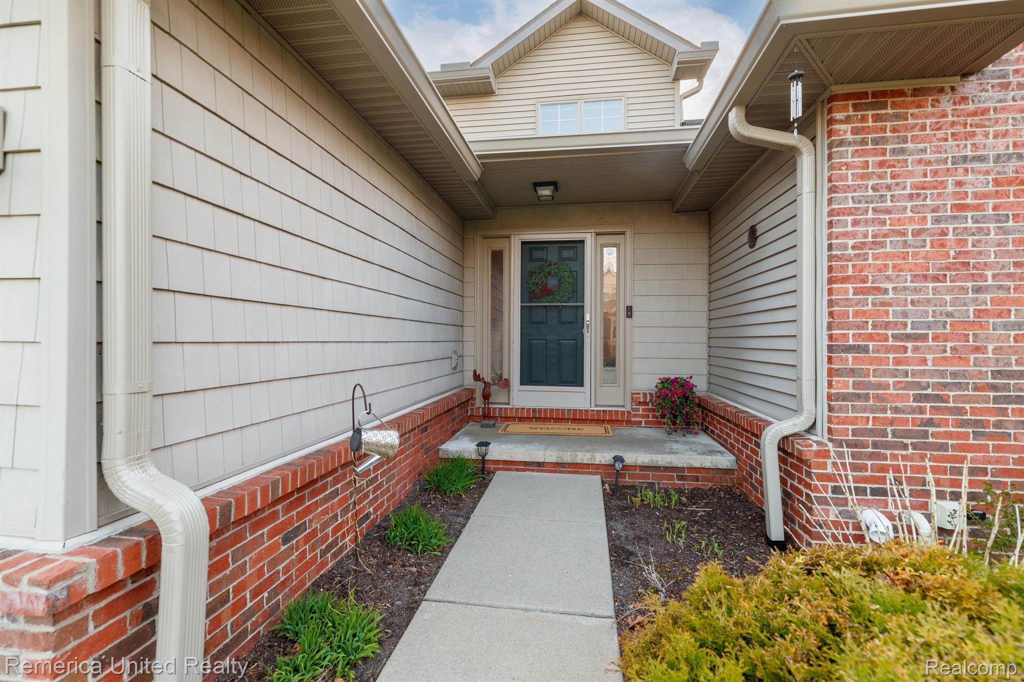 6240 Northridge Hills Drive