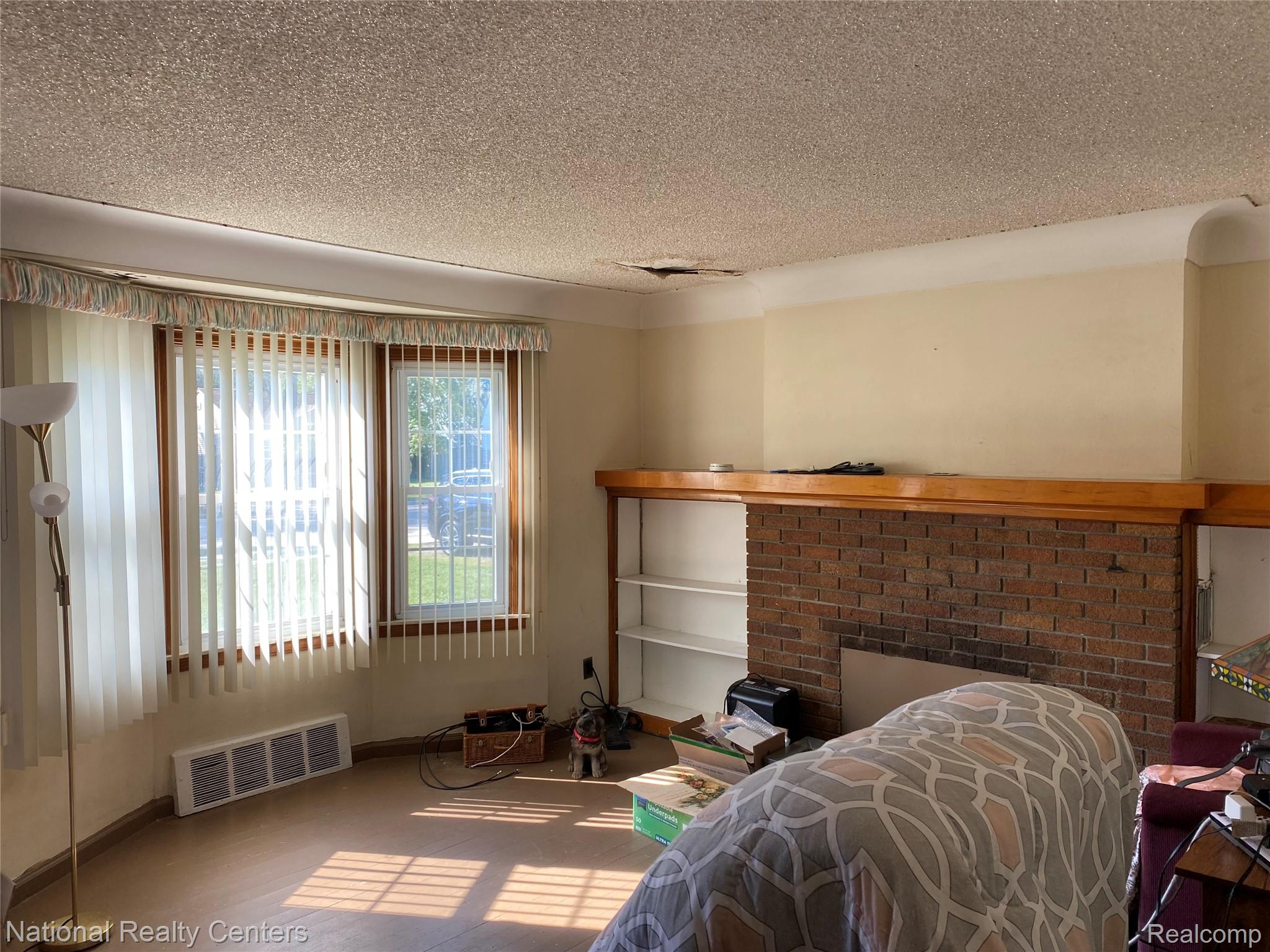 29118 Avondale Street