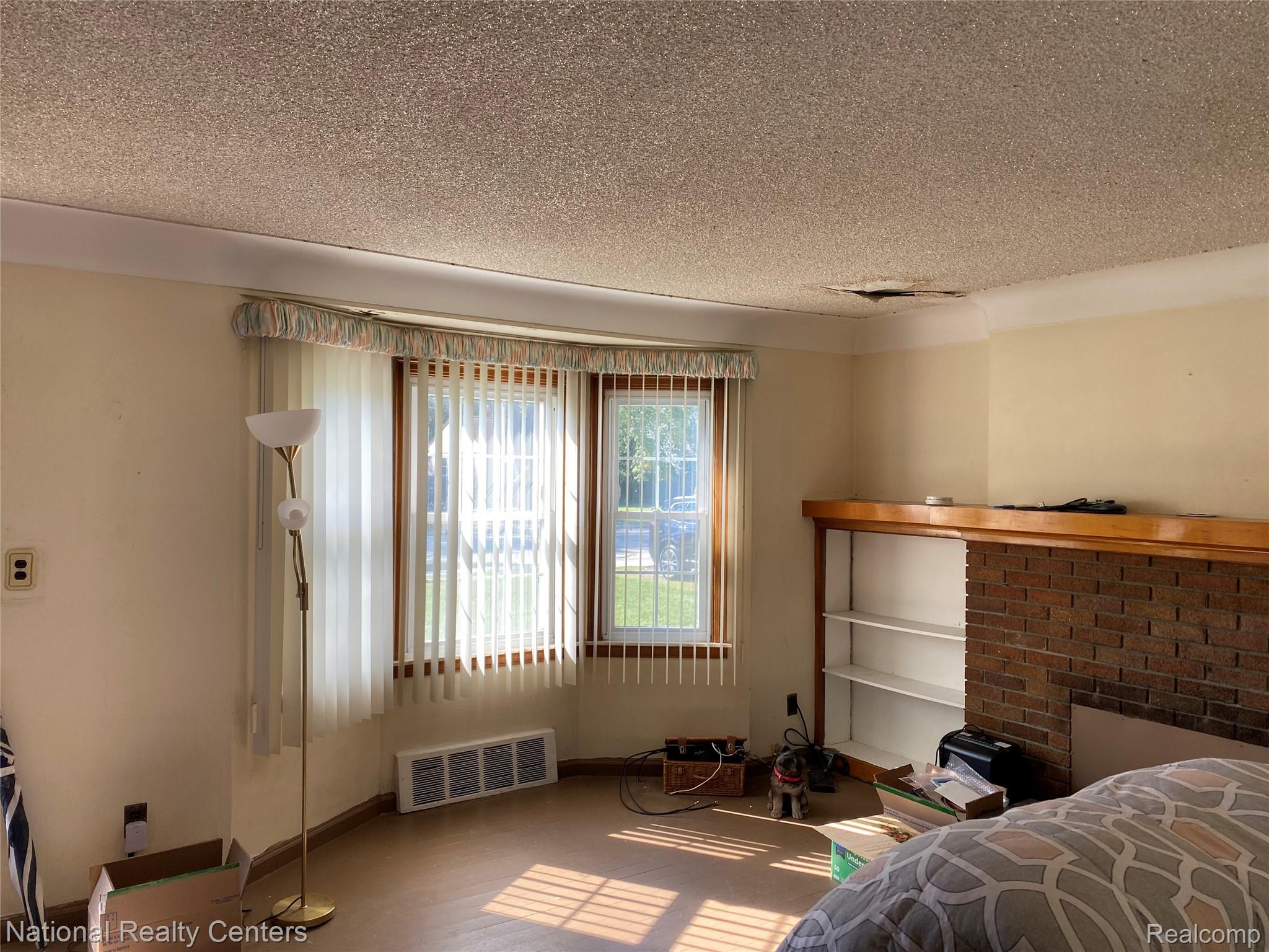 29118 Avondale Street