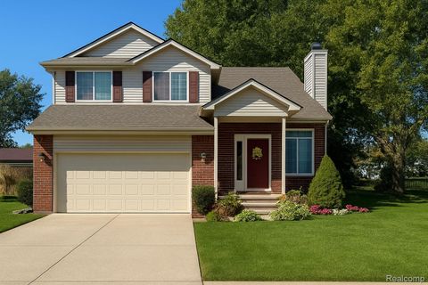 11713 Hartel Street Livonia City MI 48150