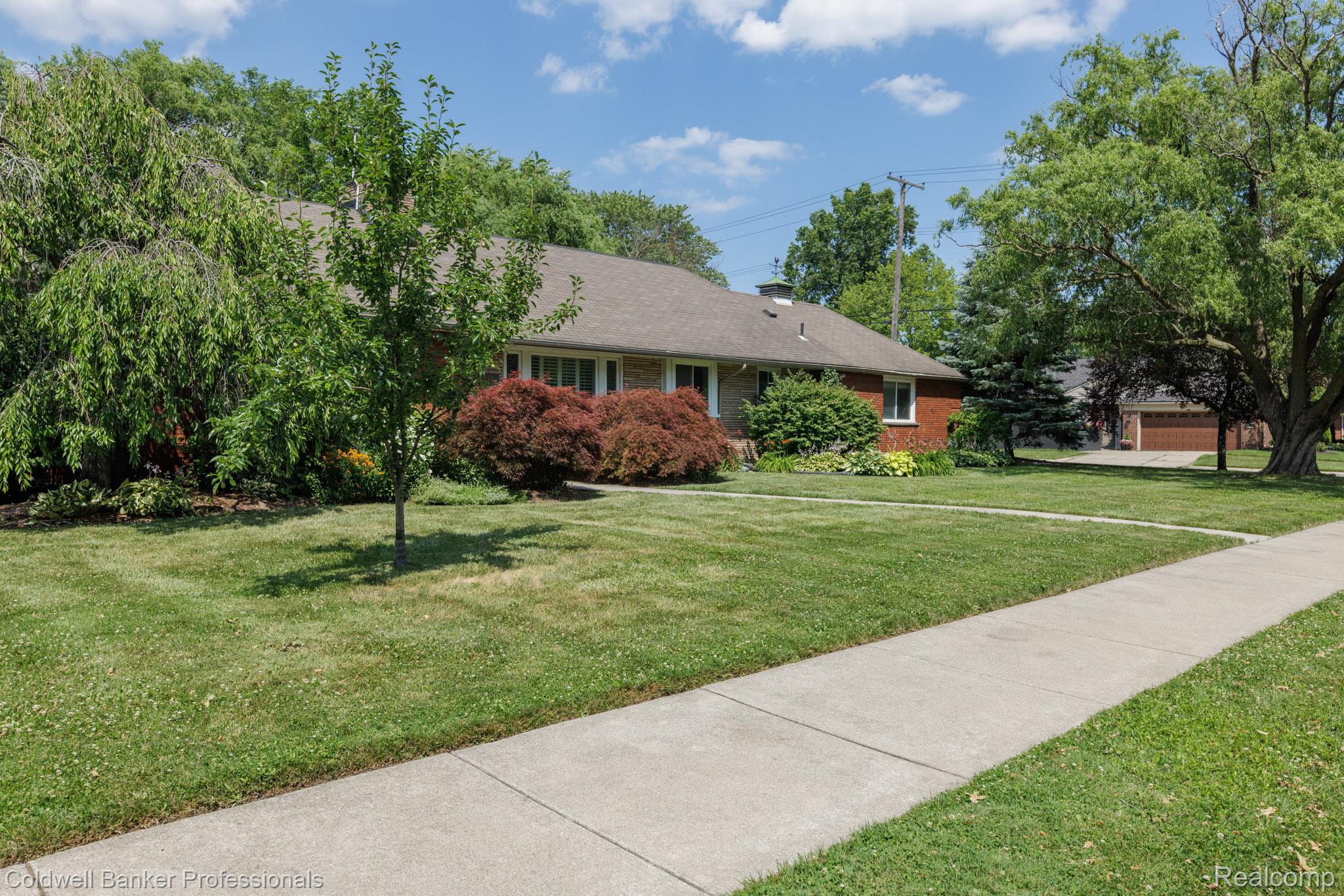 1416 N Renaud Road