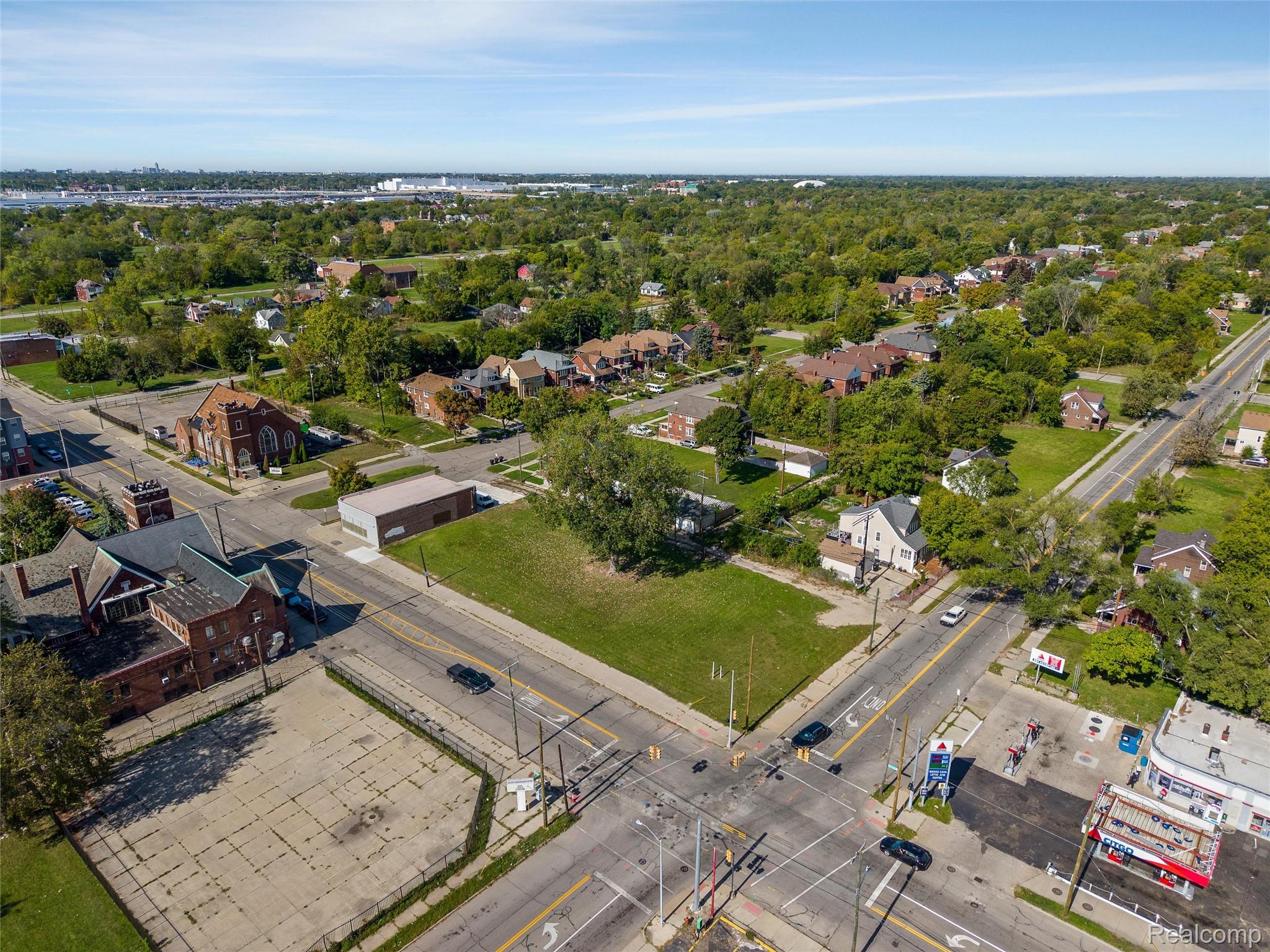 14345 Kercheval Street