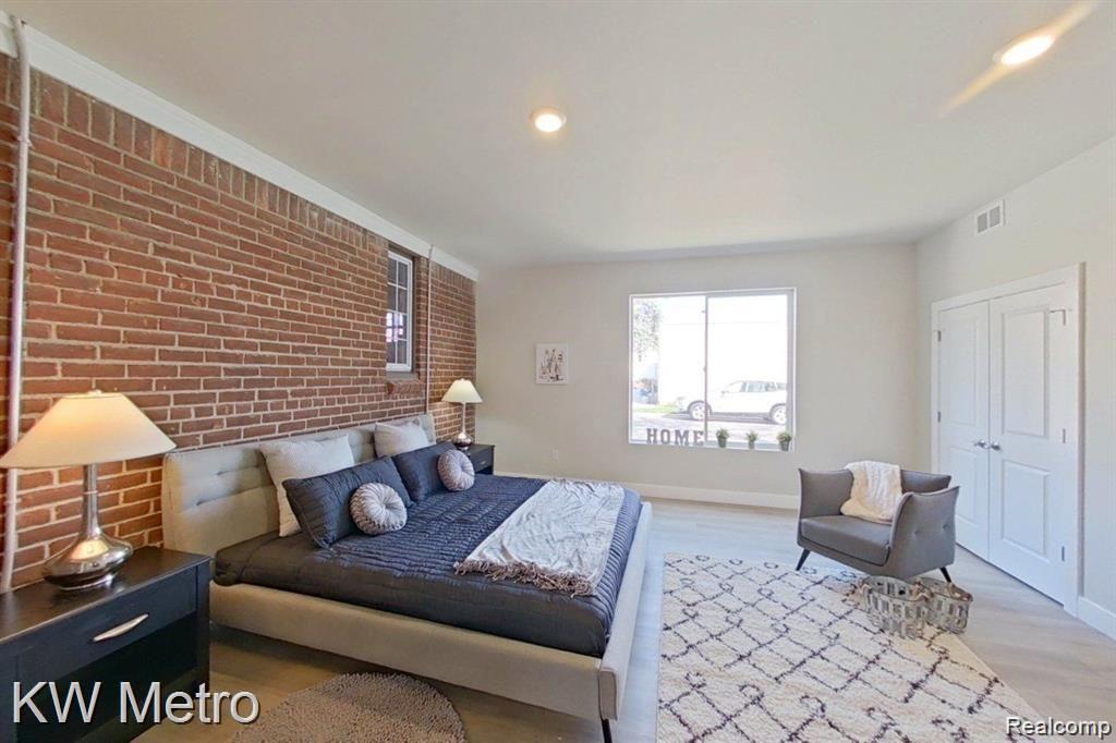 695 Livernois Street