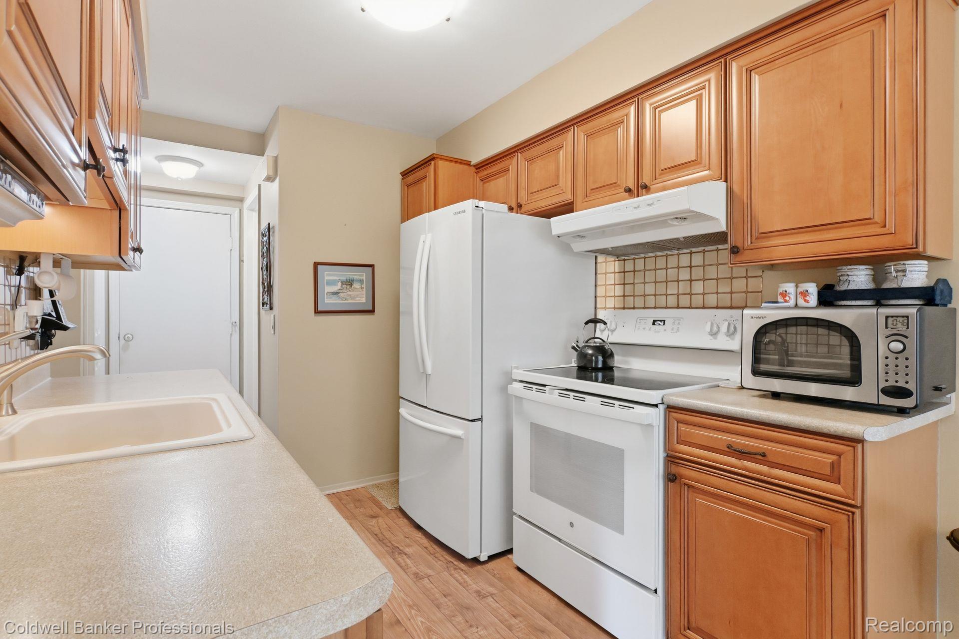 2038 Hidden Meadows Drive 75