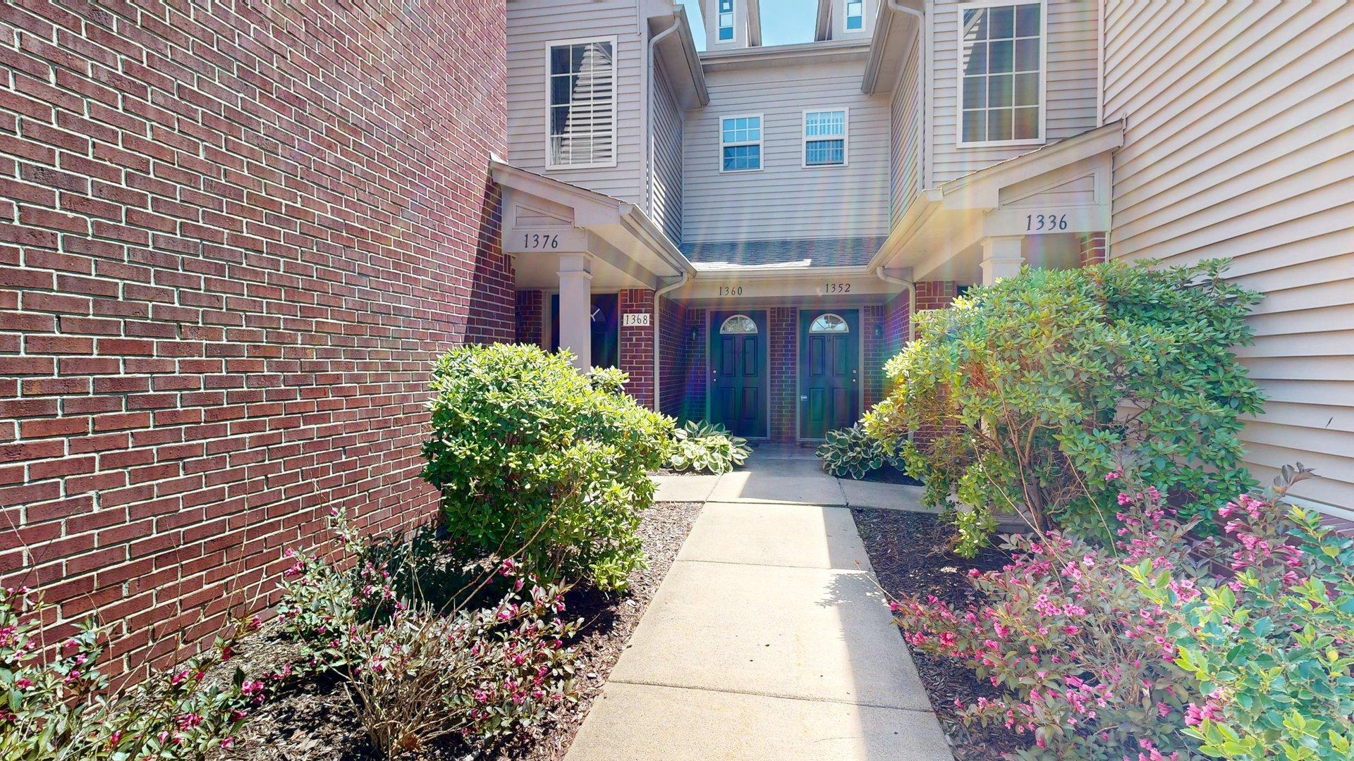 1376 Addington Lane