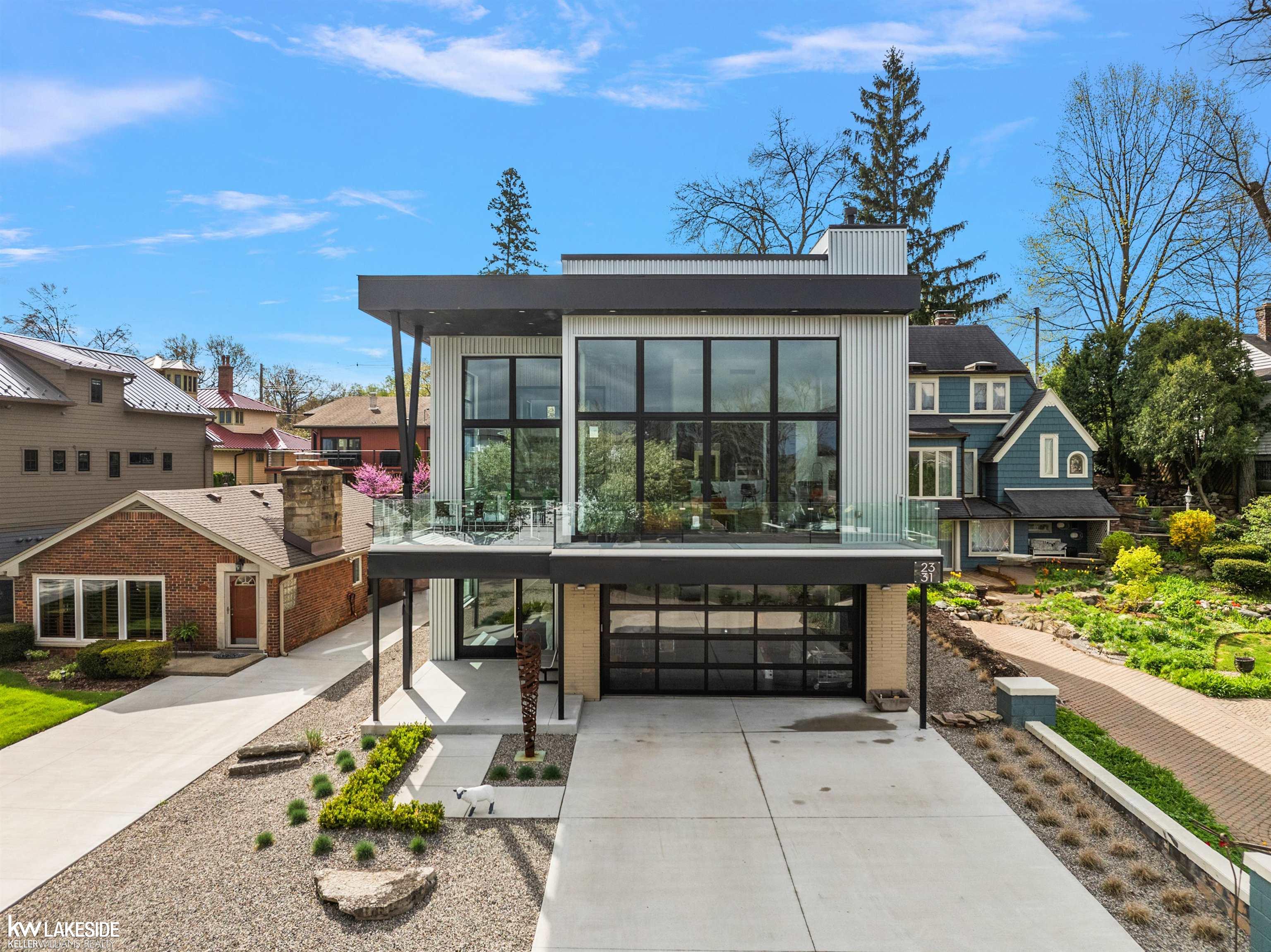 2331 Ferndale Avenue