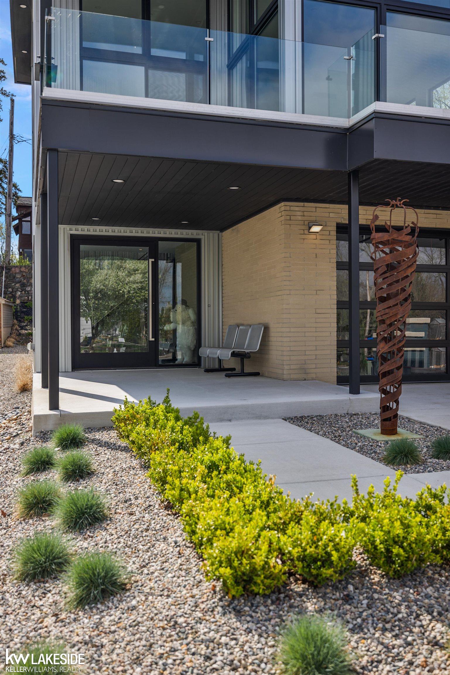 2331 Ferndale Avenue