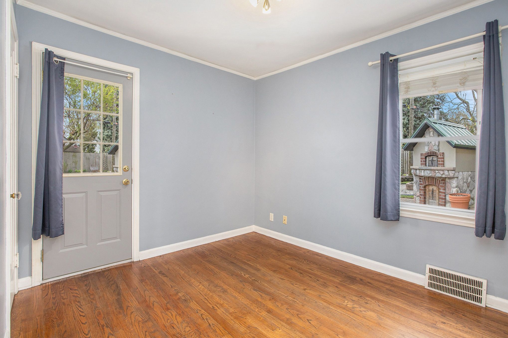 Lincoln Park City Wayne, Michigan 48146, United States, 3 Bedrooms Bedrooms, ,2 BathroomsBathrooms,Residential,Pending,126048